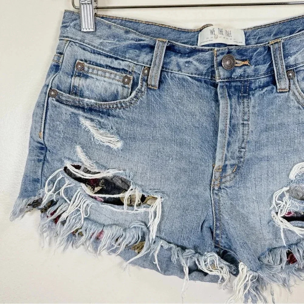 Free  People We The Free Distressed Denim Short - Picture 3 of 13